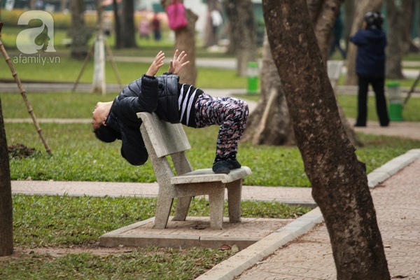 Hà Nội: Chỗ nào cũng thành điểm thể dục ngoài trời 11