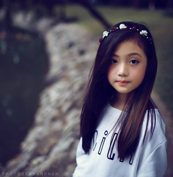 Ngất ngây trước vẻ đẹp thiên thần của bé gái 6 tuổi người Việt 8