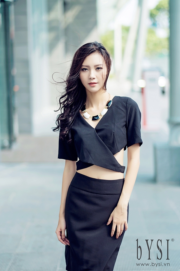 Sắc Đông cho cô nàng xứ nóng với BST mới từ bYSI 11