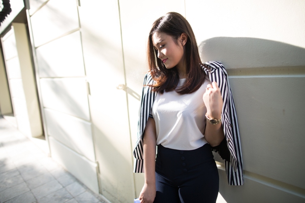 Tư vấn mặc đồ che d&aacute;ng 