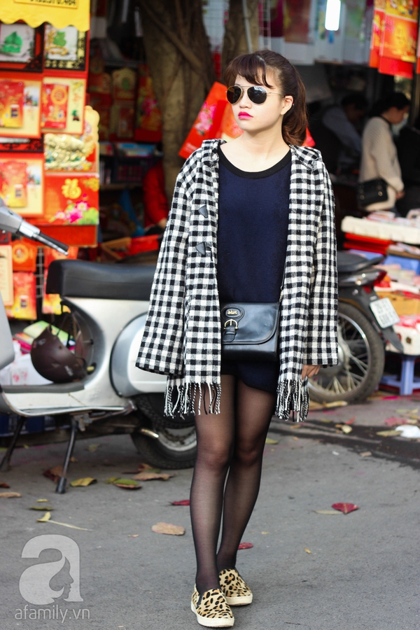 Ph&aacute;i đẹp H&agrave; Th&agrave;nh trẻ trung tuyệt đối trong street style tuần qua 4