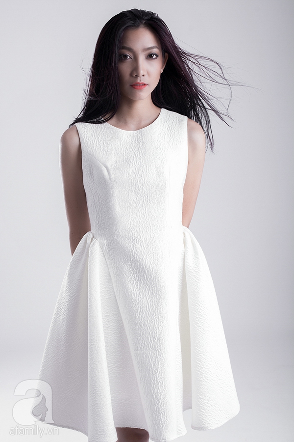 Lựa chọn váy trắng tinh khôi điệu đà cho ngày hẹn hò 83