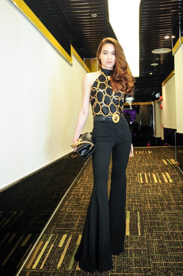 hồ ngọc h&agrave;