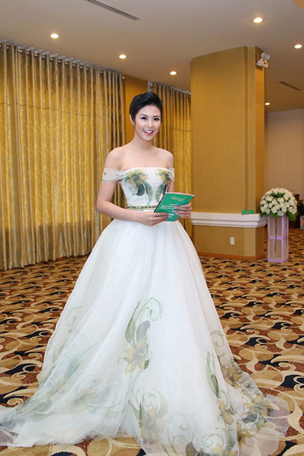 phong c&aacute;ch của Sao