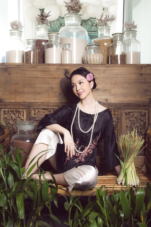 Linh Nga đảm đang chăm 