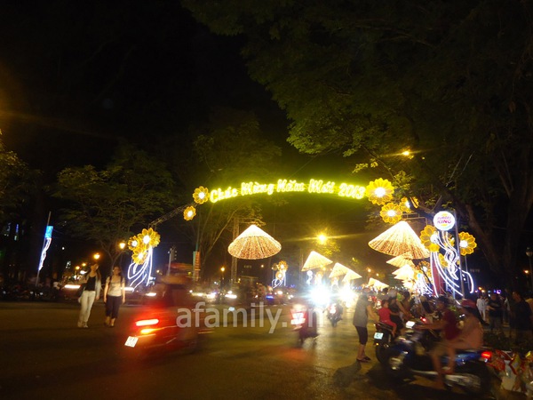 Hà Nội - Sài Gòn rực rỡ đón năm mới 2013 48