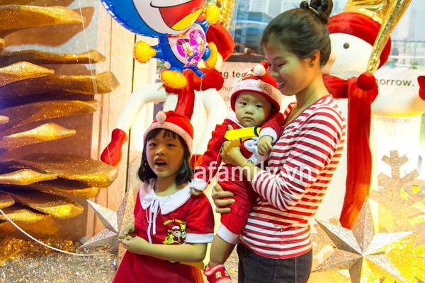 Hà Nội - Sài Gòn rực rỡ chào Noel 2012 37