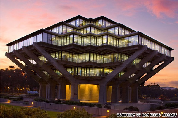 7 thư viện có kiến trúc độc đáo nhất thế giới 3