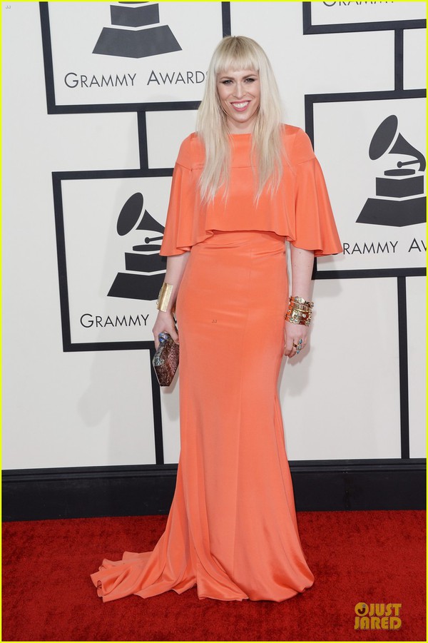 Soi thời trang hàng hiệu của sao trên thảm đỏ Grammy 2014 11