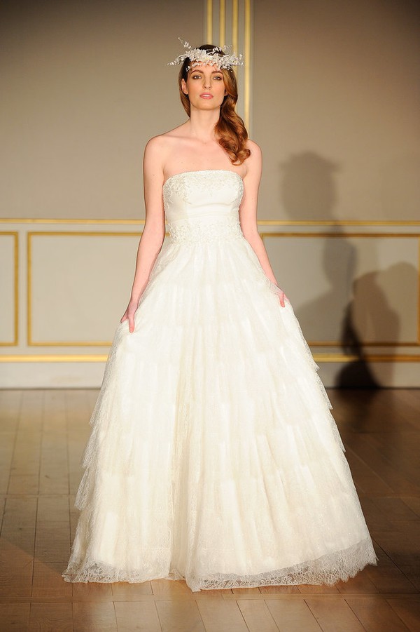 Những chiếc váy cưới đẹp mê mẩn tại Tuần lễ thời trang Haute Couture 30