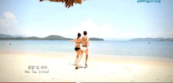 Theo chân hai cô gái Hàn xinh đẹp khám phá Nha Trang  7