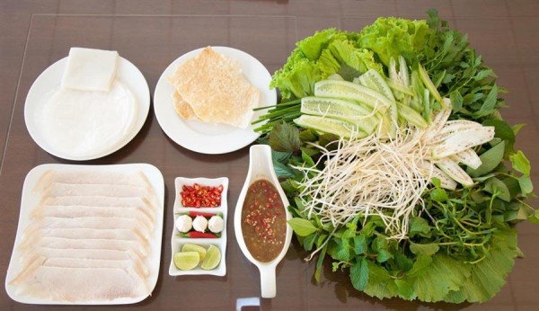 D&acirc;n Đ&agrave; Nẵng m&aacute;ch 5 m&oacute;n đặc sản kh&ocirc;ng thể thiếu trong dịp Tết 3