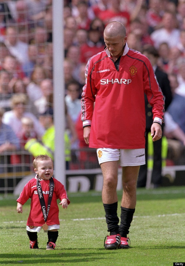 Những khoảnh khắc làm bố ngọt lịm tim của David Beckham 3