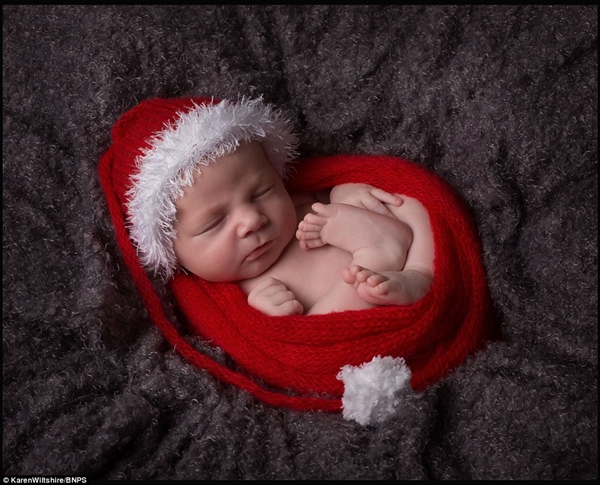 Ngắm bộ ảnh bé sơ sinh đón Giáng Sinh đẹp như thiên thần 4