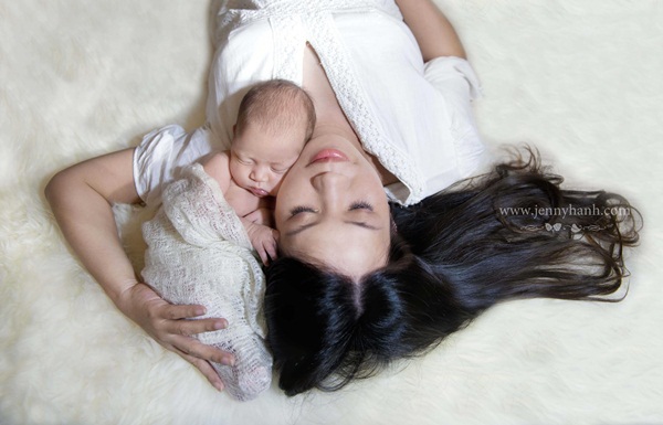 Gặp mẹ Việt chụp 10.000 bức ảnh đẹp cho con gái từ ngày mới chào đời 7