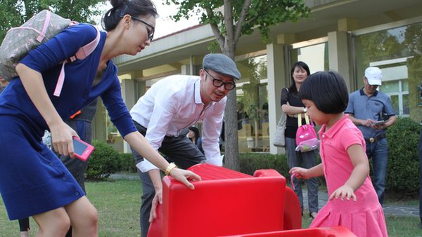 Bố mẹ Trung Quốc và “cơn sốt” cho con đi học mẫu giáo nội trú từ 3 tuổi 3