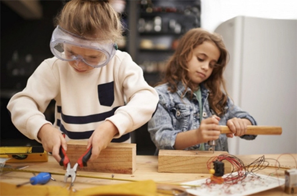 Dạy con g&aacute;i