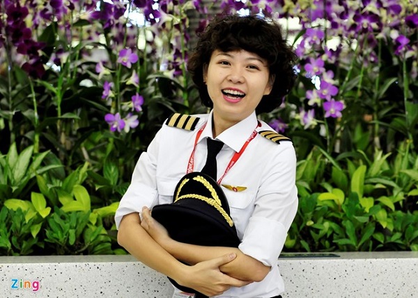 nữ phi c&ocirc;ng