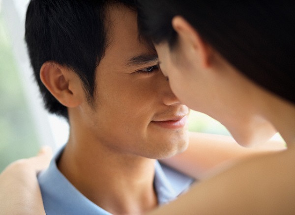 c&ocirc; vợ m&aacute;u lửa