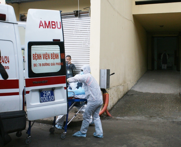 Bệnh nhân nghi bị nhiễm Ebola sẽ được điều trị như thế nào tại Hà Nội? 4