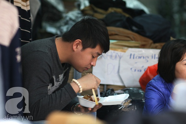 Tiết lộ về bữa trưa 