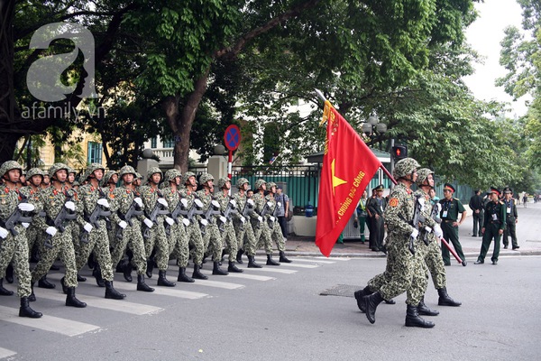 diễu binh, diễu hành