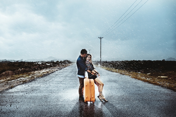 Cặp đôi Hà thành lặn lội 200 cây số, vượt biển để chụp ảnh cưới dưới trời mưa bão - Ảnh 8.