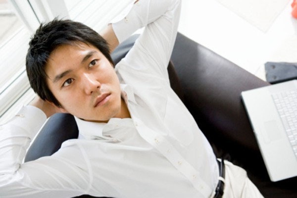 Kh&oacute;c th&eacute;t v&igrave; vợ &ldquo;sang chảnh&rdquo; 2