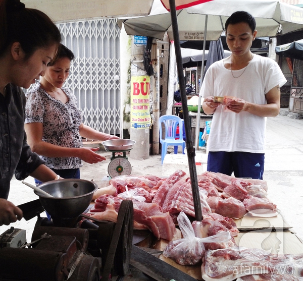 Cảm động rơi nước mắt với chuyện tình của cô gái suy thận và chàng trai kém 3 tuổi 9