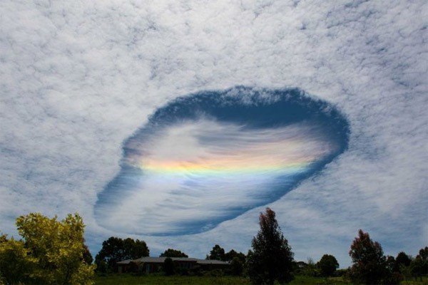 'Hồ mây' kỳ ảo xuất hiện giữa trời Australia 4