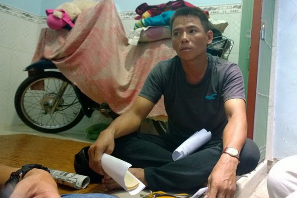 Mẹ b&eacute; trai bị bỏ rơi muốn để con cho &ocirc;ng Li&ecirc;m nu&ocirc;i 2