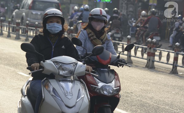 Người Sài Gòn khoác áo ấm những ngày se lạnh 7 Người Sài Gòn khoác áo ấm những ngày se lạnh 7