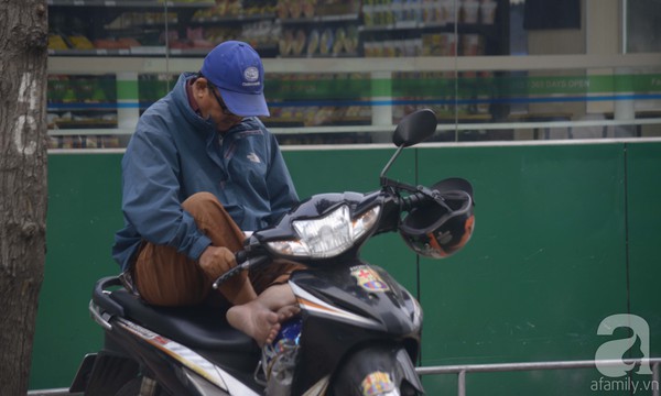 Người Sài Gòn khoác áo ấm những ngày se lạnh 9 Người Sài Gòn khoác áo ấm những ngày se lạnh 9