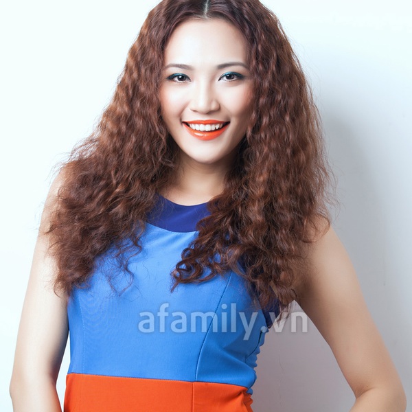 Trang điểm rực rỡ đón Giáng Sinh Sài Gòn 7