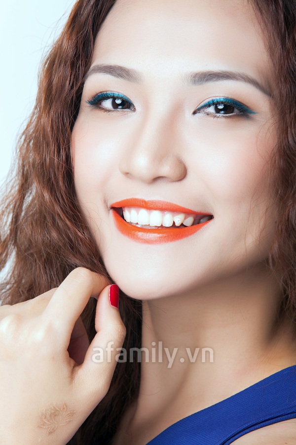 Trang điểm rực rỡ đón Giáng Sinh Sài Gòn 2