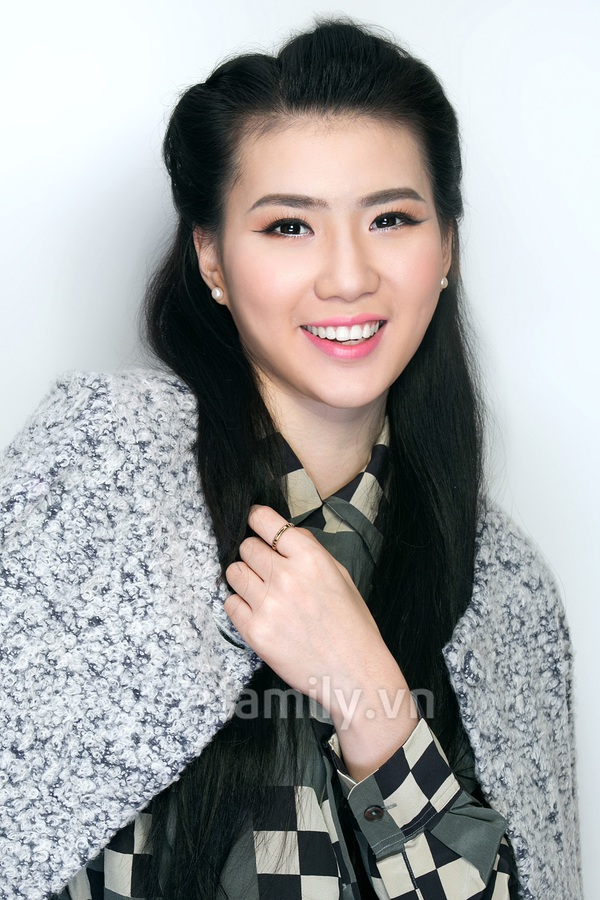 Hướng dẫn trang điểm nhẹ nh&agrave;ng cho n&agrave;ng m&aacute; 