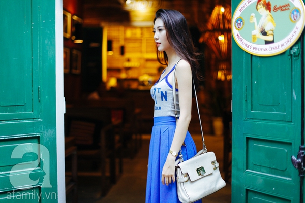 Street style dịu dàng ngày nắng của các quý cô Hà Thành 6 Street style dịu dàng ngày nắng của các quý cô Hà Thành 6
