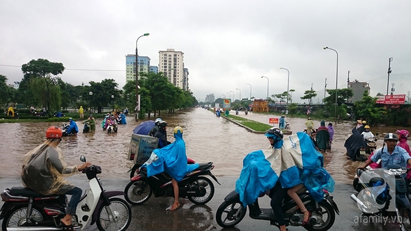 mua-ngap-ha-noi