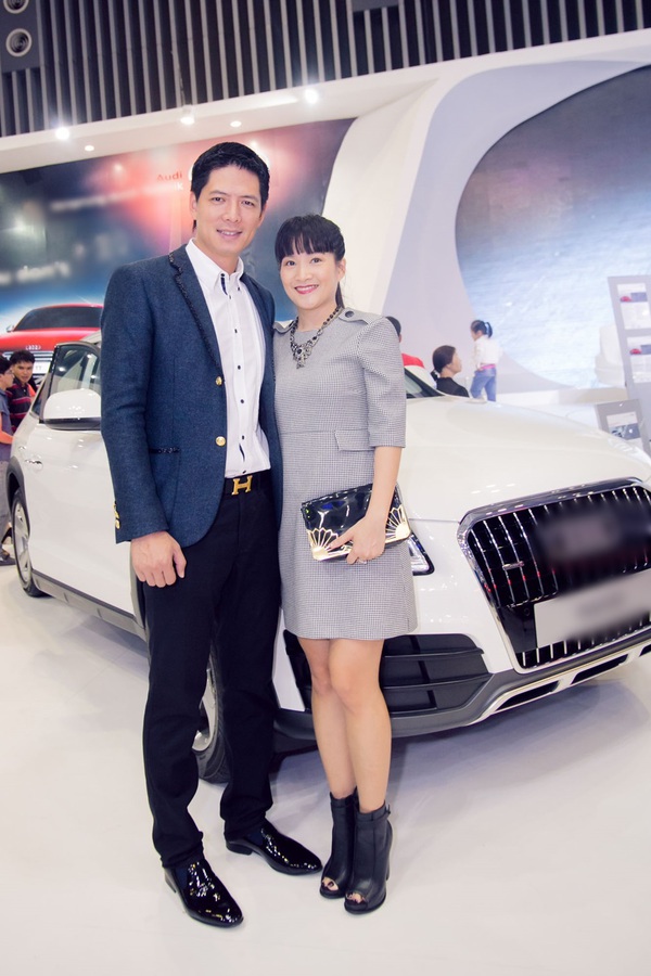 Thủy Ti&ecirc;n hờ hững lộ vai trần gầy guộc 6