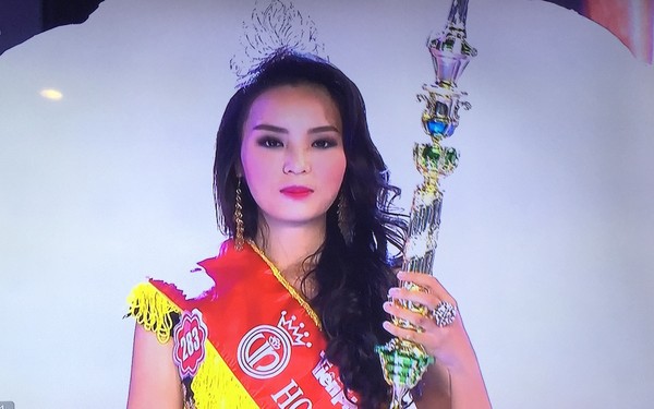 Những Hoa hậu Việt Nam gây tranh cãi khi vừa đăng quang 7