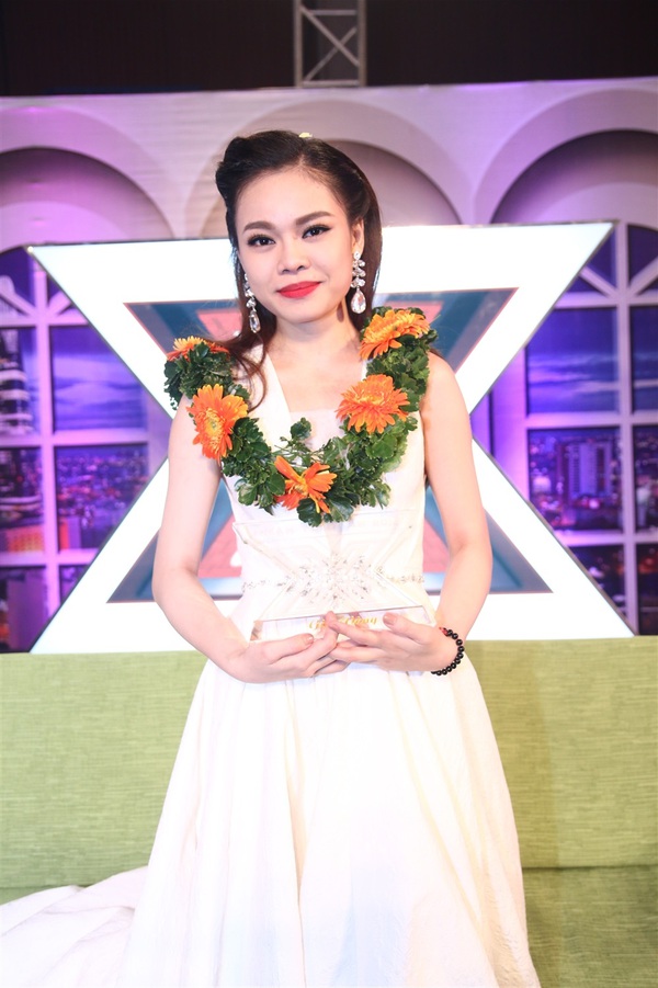 Giang Hồng Ngọc (X-Factor): 