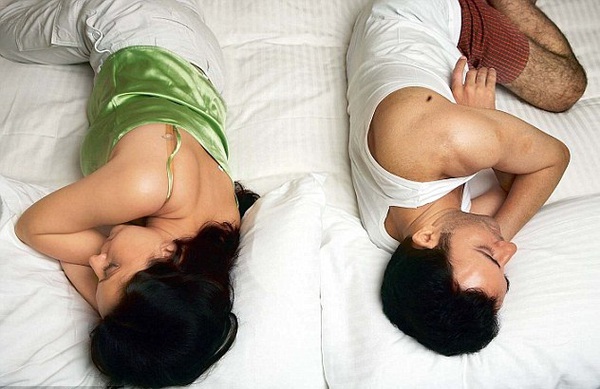 Ly h&ocirc;n khi vẫn c&ograve;n y&ecirc;u  1