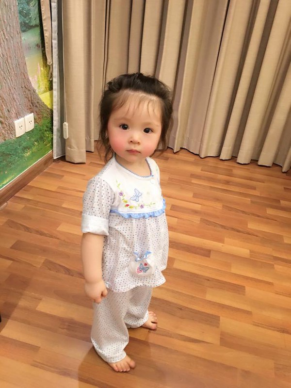 Elly Trần