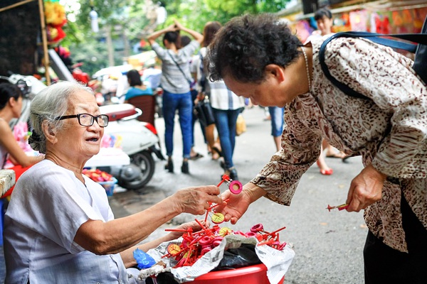 Gặp bà cụ 86 tuổi 