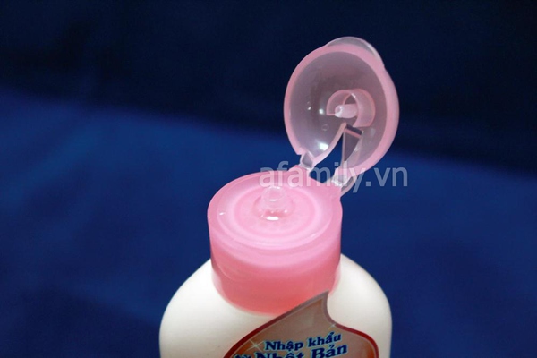 Sữa tẩy trang 2 trong 1 Biore  6