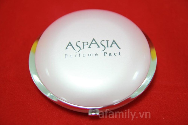 Phấn nền trang điểm Aspasia giúp da mặt mịn màng 6