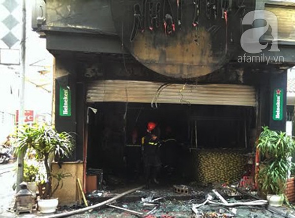 Cận cảnh hiện trường khắc phục đám cháy tại quán karaoke khiến 5 người chết 1