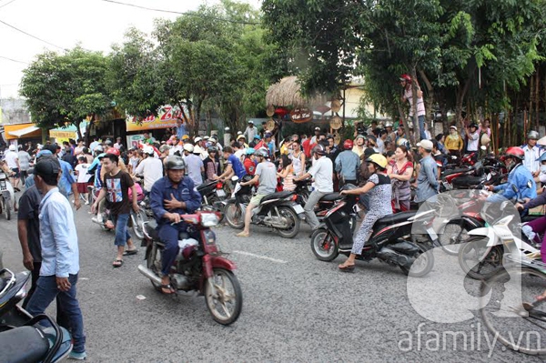 Cận cảnh quá trình giải cứu nữ con tin bị nhân tình khống chế trong phòng trọ 1