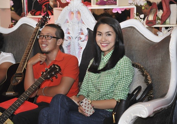 Tăng Thanh Hà chăm tái sử dụng đồ cũ nhất showbiz Việt 9 Tăng Thanh Hà chăm tái sử dụng đồ cũ nhất showbiz Việt 9