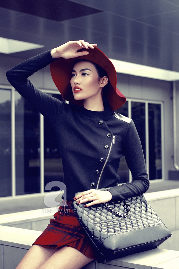 L&agrave;m mới phong c&aacute;ch c&ocirc;ng sở với đồ kẻ caro thời thượng 7